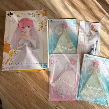 제일복권 5등분의 신부 나카노 이치카 피규어 아크릴 스탠드 세트