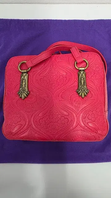 ANNA SUI 핑크 숄더백