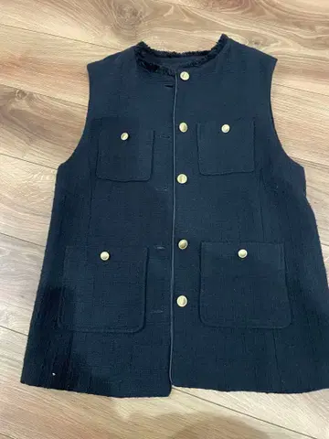 GREEN LABEL RELAXING 블랙 베스트