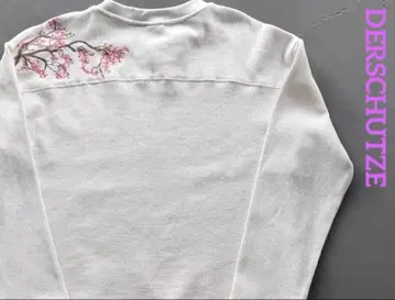 DERSCHUTZE 벚꽃 자수 화이트 긴팔 티셔츠 L