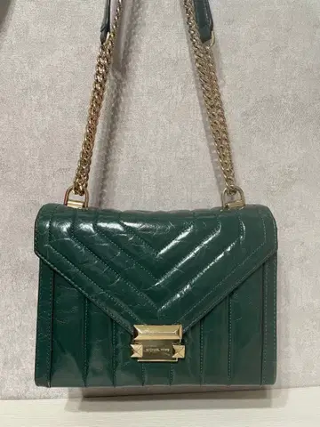 다크 그린 퀼팅 숄더백 마이클코어스