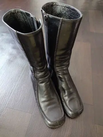 블랙 숏부츠 중간 힐 지퍼 포함 23cm