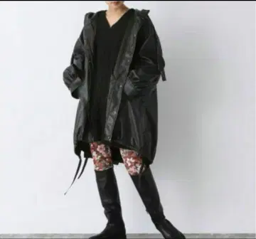 JEANASIS 비건 가죽 몬스터 후드티 블랙 자켓 아우터