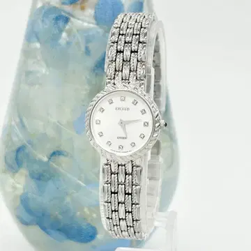 CITIZEN 시티즌 EXCEED 12P 다이아 쿼츠 손목시계