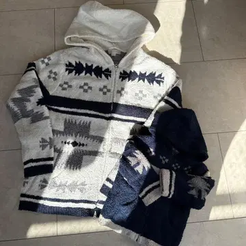 베어가든 링크 집업 후드티