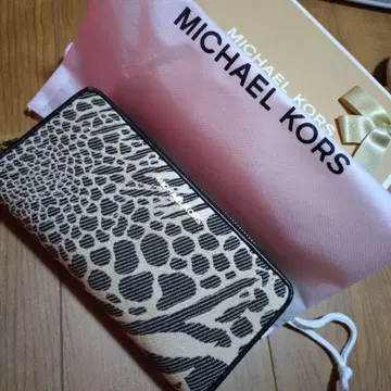 MICHAEL KORS 크로커다일풍 장지갑
