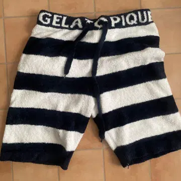 젤라또피케 스트라이프 패턴 룸웨어 하의만