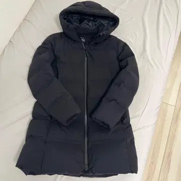 유니클로 울트라 라이트 다운 심리스 L 블랙 여성용