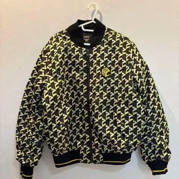 MCM 큐빅 모노그램 프린트 봄버 자켓