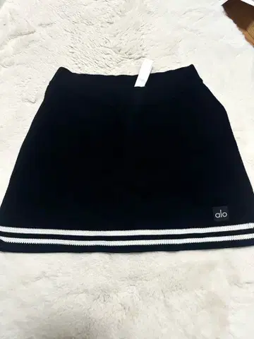 aloyoga alo 니트 스커트