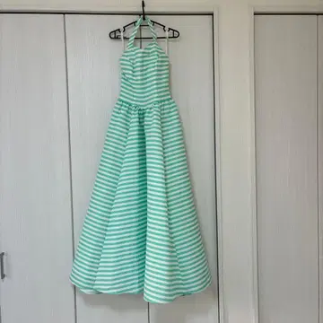 그린과 화이트 스트라이프 드레스 사이즈 9
