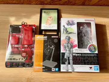 [] S.H.피규아트 바디짱 와이어 프레임 그레이 컬러