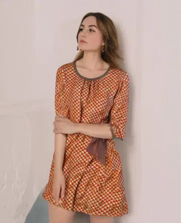 오렌지 계열 체크 무늬 긴팔 셋업