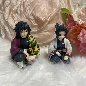 귀멸의 칼날 토미오카 기유 코쵸우 시노부 피규어 세트