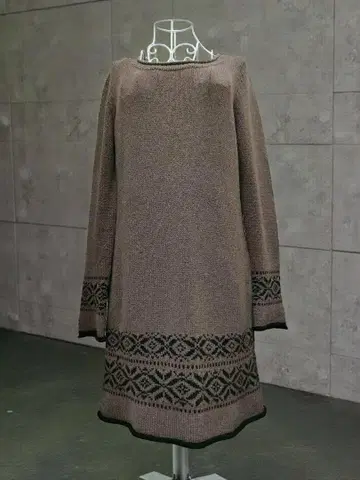 폭시 브라운 니트 원피스 어깨 패드 없음 튜닉