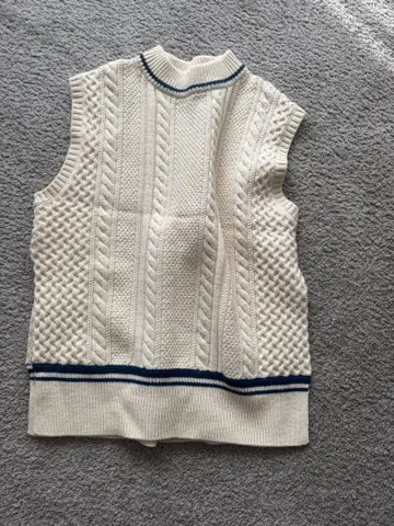 유나이티드 애로우즈 니트 베스트