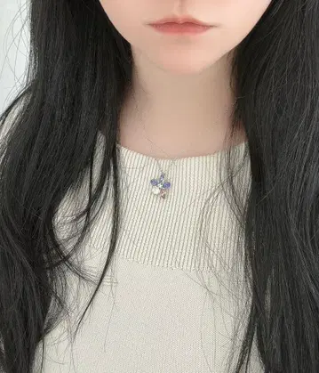 SWAROVSKI 꽃 모양 펜던트 목걸이