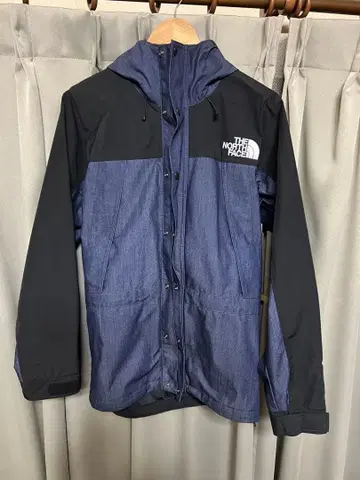 THE NORTH FACE 마운틴 후드티 네이비/블랙