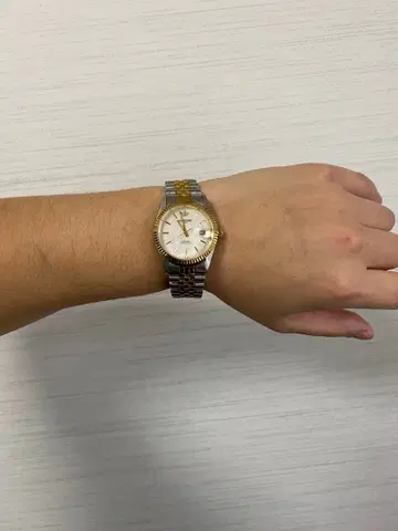 살베키오 손목시계