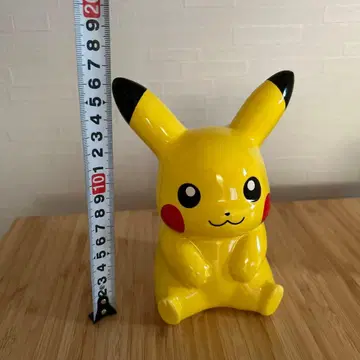 피카츄 저금통