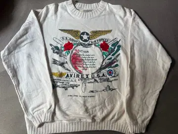 AVIREX 레어 자수 트레이닝복
