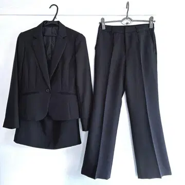 블랙 팬츠 수트 싱글 버튼