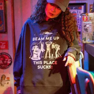 STRANGER THINGS 로빈 맨투맨