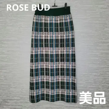 [ 가격 인하 가능! ] ROSE BUD 롱 스커트 새상품급