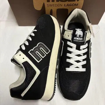 최종 가격 인하 MOZ 배색 경량 스니커즈
