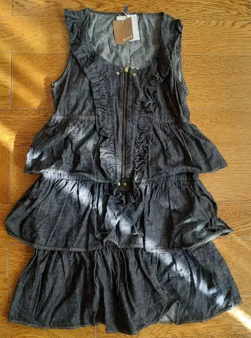 [ 새상품 ] Smork 스모크 데님 슬리브리스 원피스 블랙