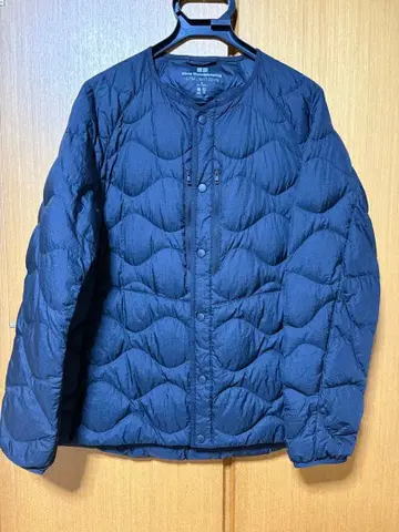 유니클로 M 블랙 화이트 마운티니어링 UNIQLO 다운 자켓