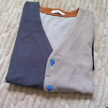 graniph 멀티 컬러 가디건 S 사이즈 도라에몽