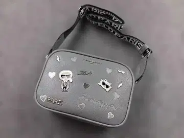 Karl Lagerfeld 그레이 숄더백