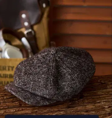 [ 미사용 새상품 ] OKONKWO 다크 브라운 헤링본 헌팅캡