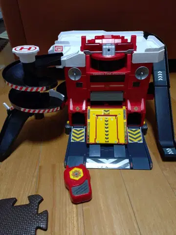 토미카 파이어 스테이션 리모컨 포함