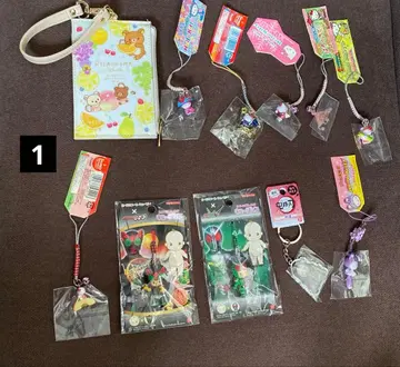 리락쿠마 메인 캐릭터 굿즈