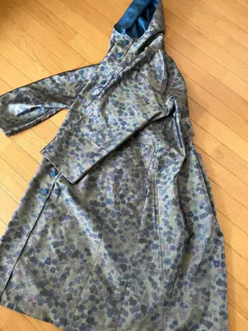 오시마 명주 플레어 코트