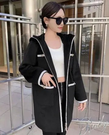 rady 바이컬러 후디 코트 M 사이즈