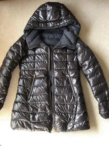 하자품 TATRAS 리버서블 블랙 다운 자켓 S