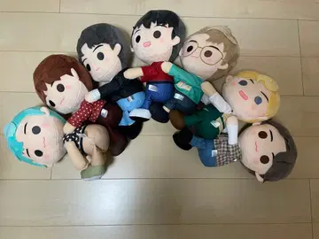 TinyTAN 붙이는 봉제 인형