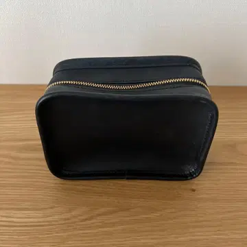 LIFESTYLIST Leather Multi Pouch