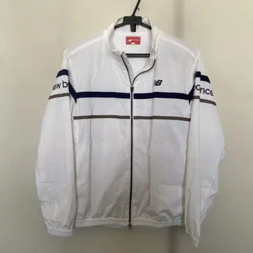 New Balance 스트라이프 나일론 자켓 사이즈 4