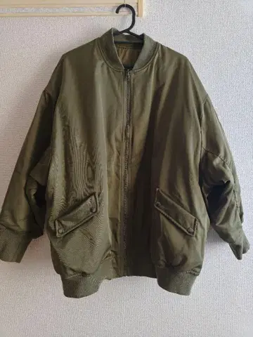 양면 올리브색 자켓 MA 1 블루종 honeysuckle rose 겨울옷