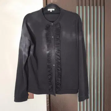 하자 있음 LACOSTE 라코스테 프릴 포함 블랙 가디건