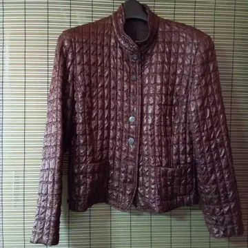 브라운 퀼팅 테일러드 자켓 광택 브라운 M