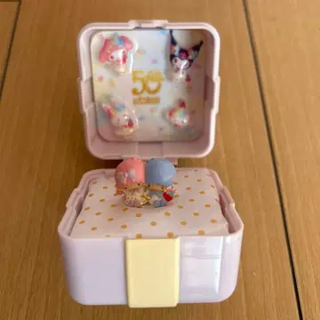 딸기 신문 50주년 기념 유메큥 반지 BOX 리틀트윈스타 키키라라