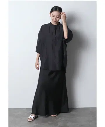 meri(메리) 내로우 스커트 블랙