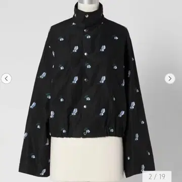 새상품 LOEFF 로에프 캣닙 자카드 블루종