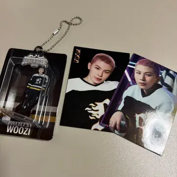 SEVENTEEN/25 SEVENTEEN'S HOME WOOZI