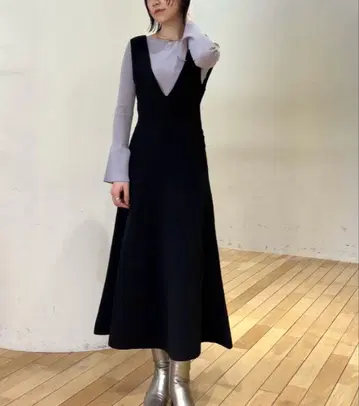 러그넘문 니트 점프 스커트 블랙 S 사이즈